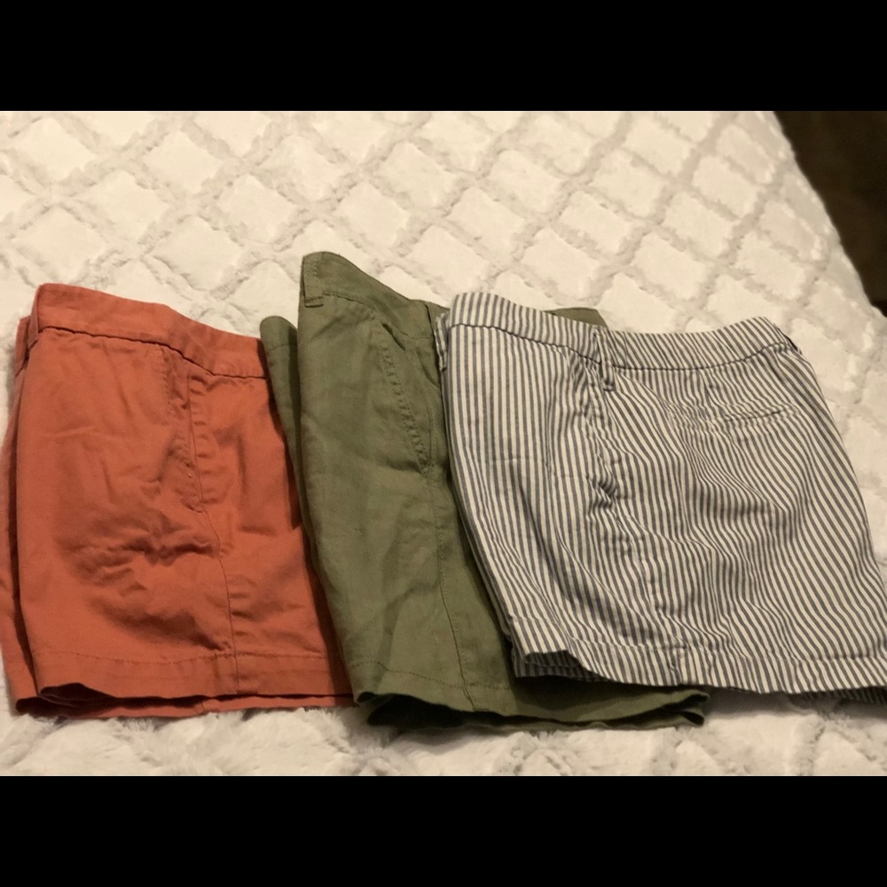 Ladies size 10 shorts lot Old Navy; Fat Face; Loft